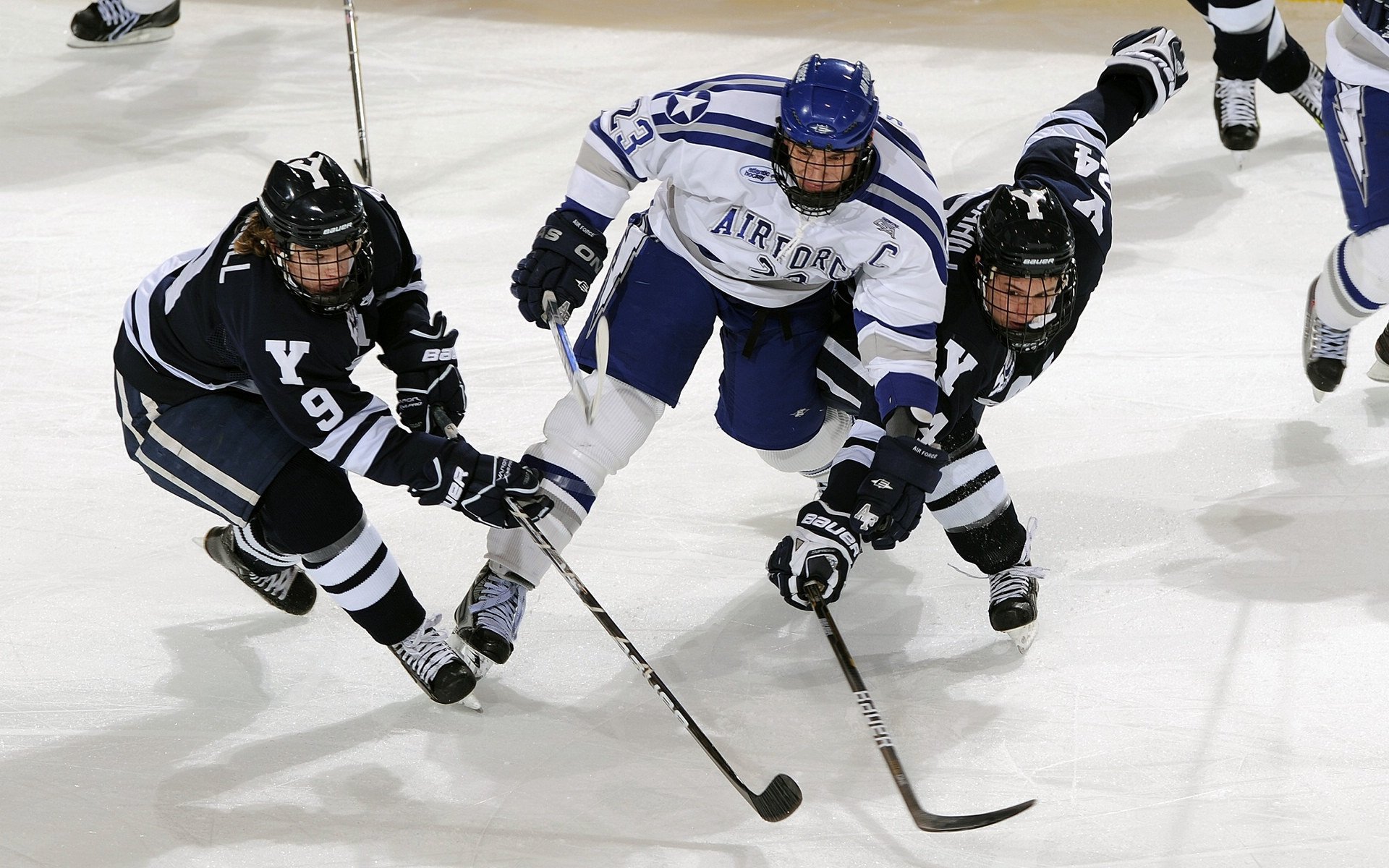 开云体育app-绝杀阴影下的舞者，霍勒迪一球定江山，四川主场奏凯歌